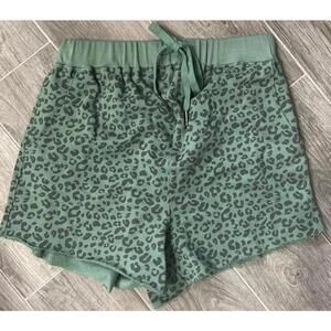 Blancnyc Green And Black Leopard Print Elastic Waistband Shorts Size Medium
